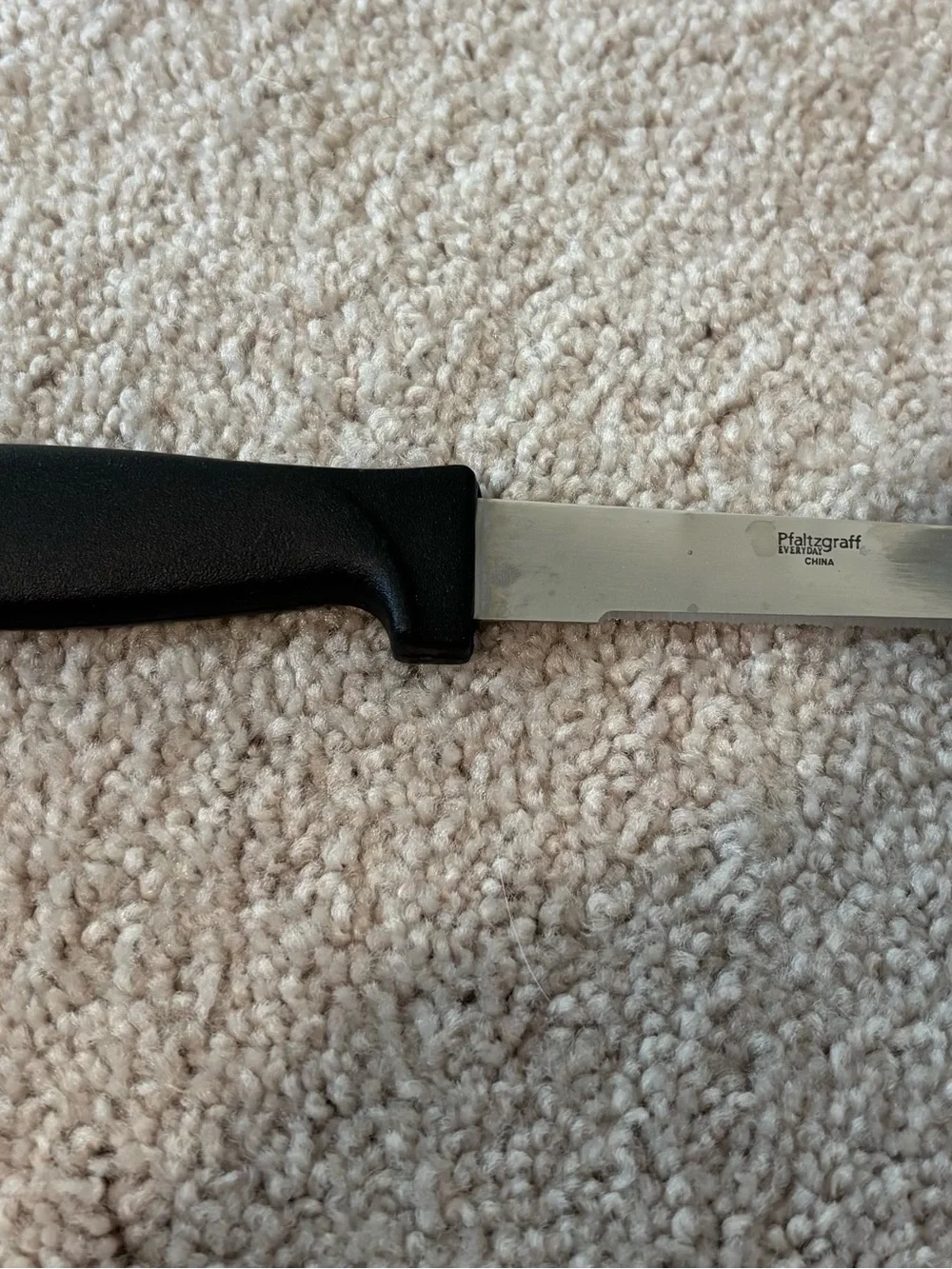 Pfaltzgraff knife set (8)